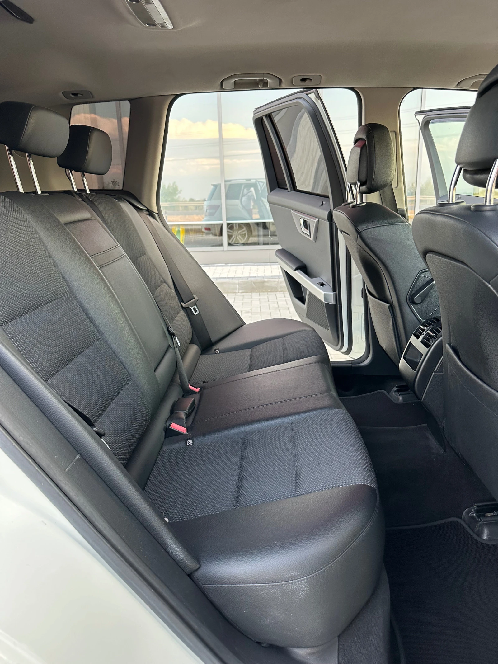 Mercedes-Benz GLK 320 CDI 4matic Sport Бартер / Лизинг  | Mobile.bg — изображение 13