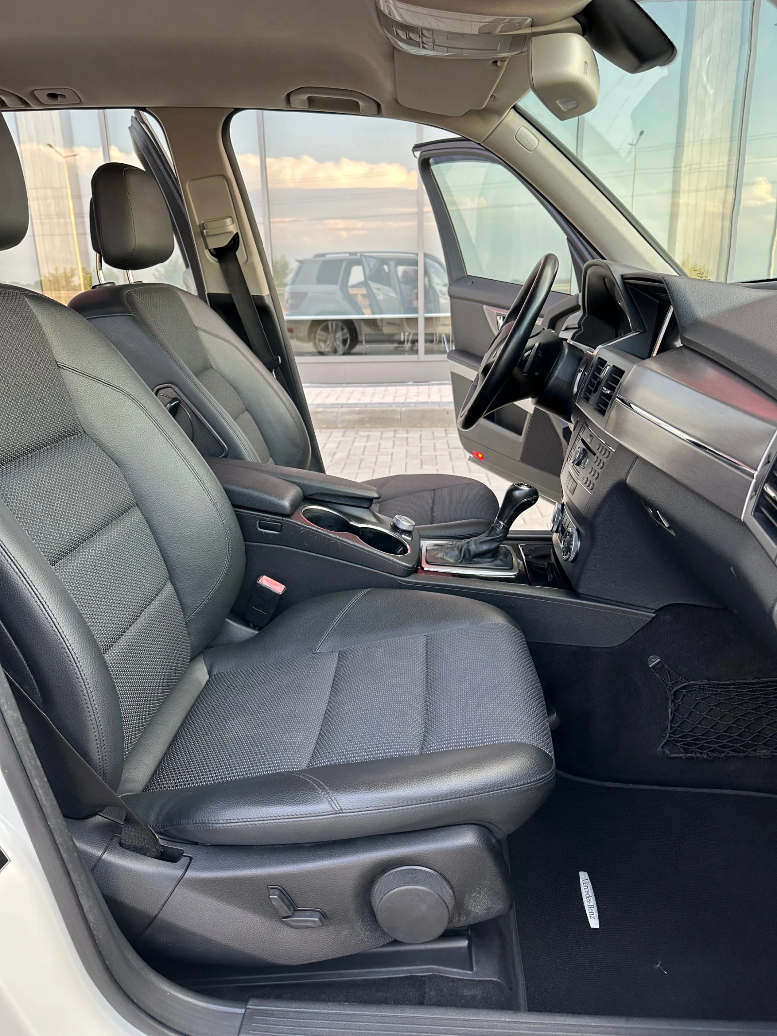 Mercedes-Benz GLK 320 CDI 4matic Sport Бартер / Лизинг  | Mobile.bg — изображение 12