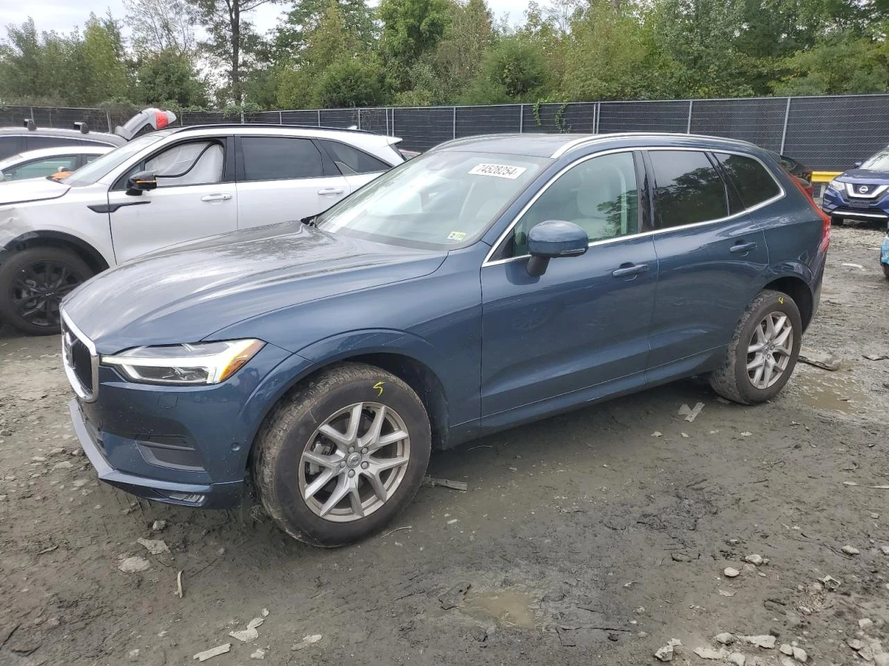 Volvo XC60 AWD Momentum - [1] 