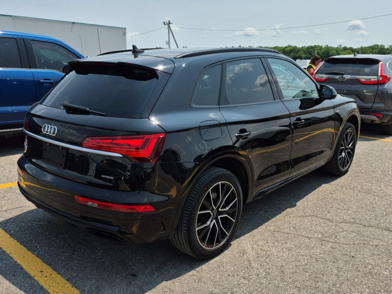 Audi Q5 * CARFAX * АВТО КРЕДИТ * ЦЕНА ДО БГ! - изображение 3