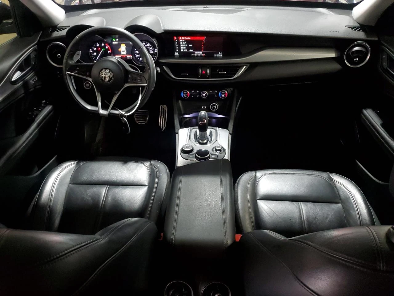 Alfa Romeo Stelvio Ti 280кс * Възможност за Лизинг*  - изображение 8
