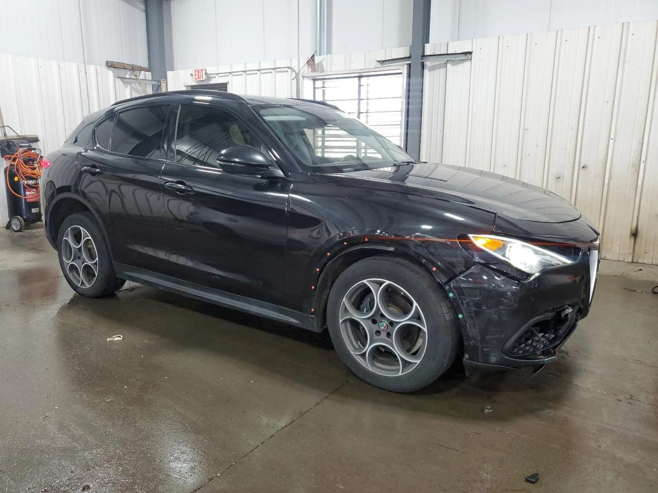 Alfa Romeo Stelvio Ti 280кс * Възможност за Лизинг*  - изображение 4