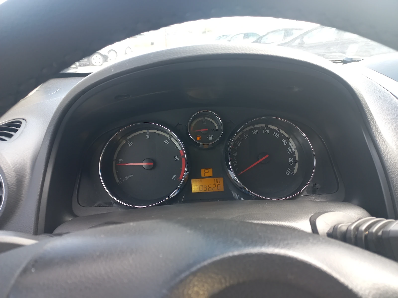 Opel Antara 2, 0 TDCI 4?4  KOJA  Avtomat - изображение 5