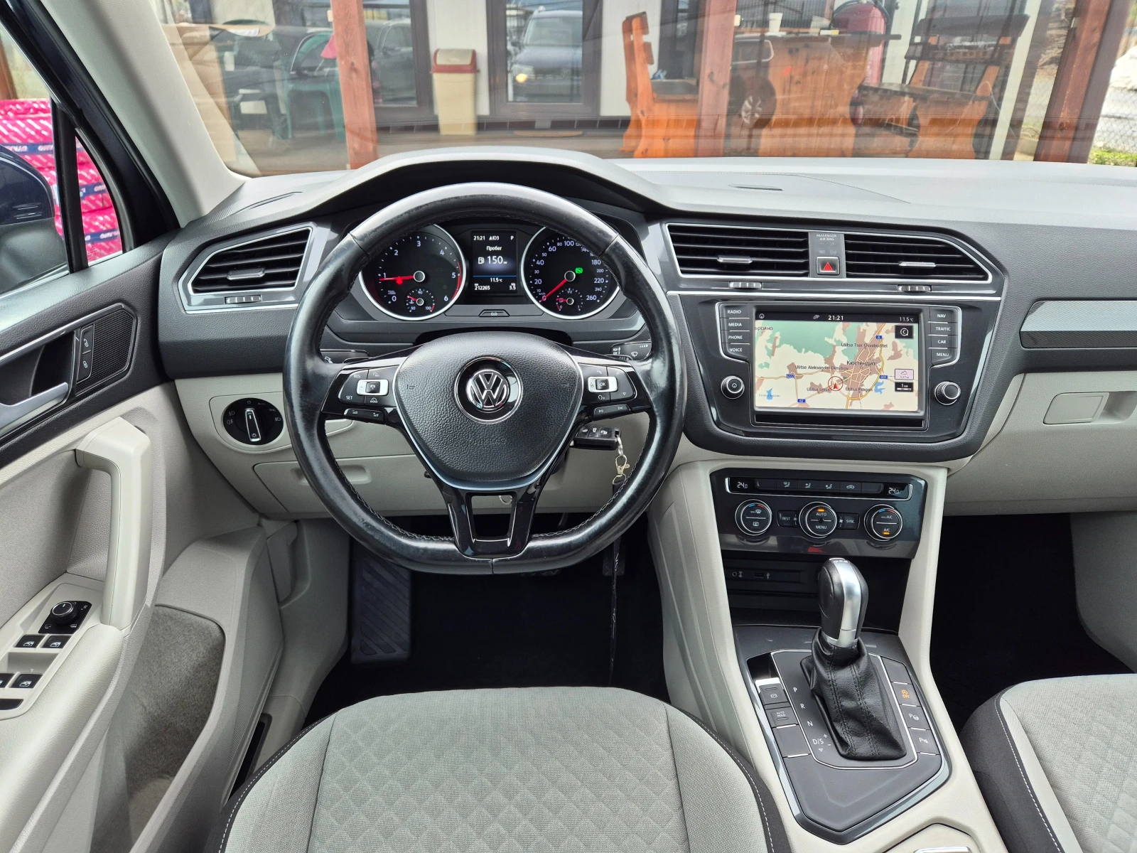 VW Tiguan 2.0TDI* AUTOMAT*  | Mobile.bg   14