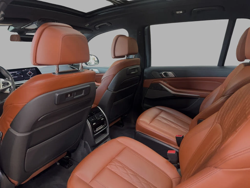 BMW X7 I * M-Package* * HeadUp* AвтоКредит* (ЦЕНА ДО БГ), снимка 16 - Автомобили и джипове - 53768985