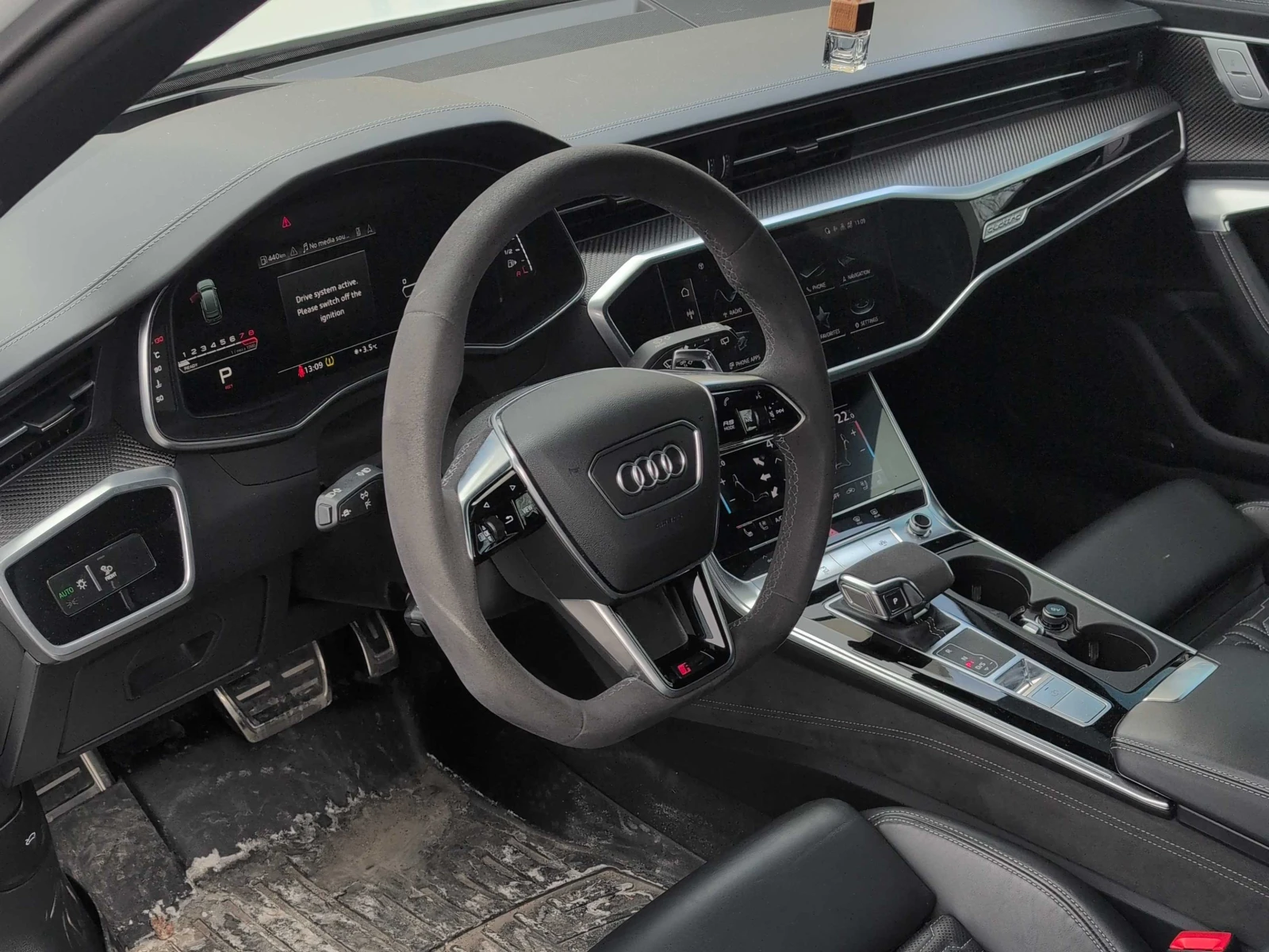 Audi RSQ3, снимка 5 - Автомобили и джипове - 54205214