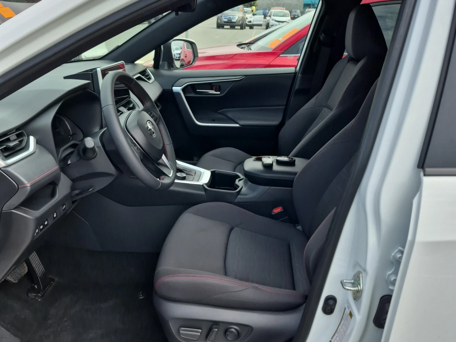 Toyota Rav4, снимка 2 - Автомобили и джипове - 54205214