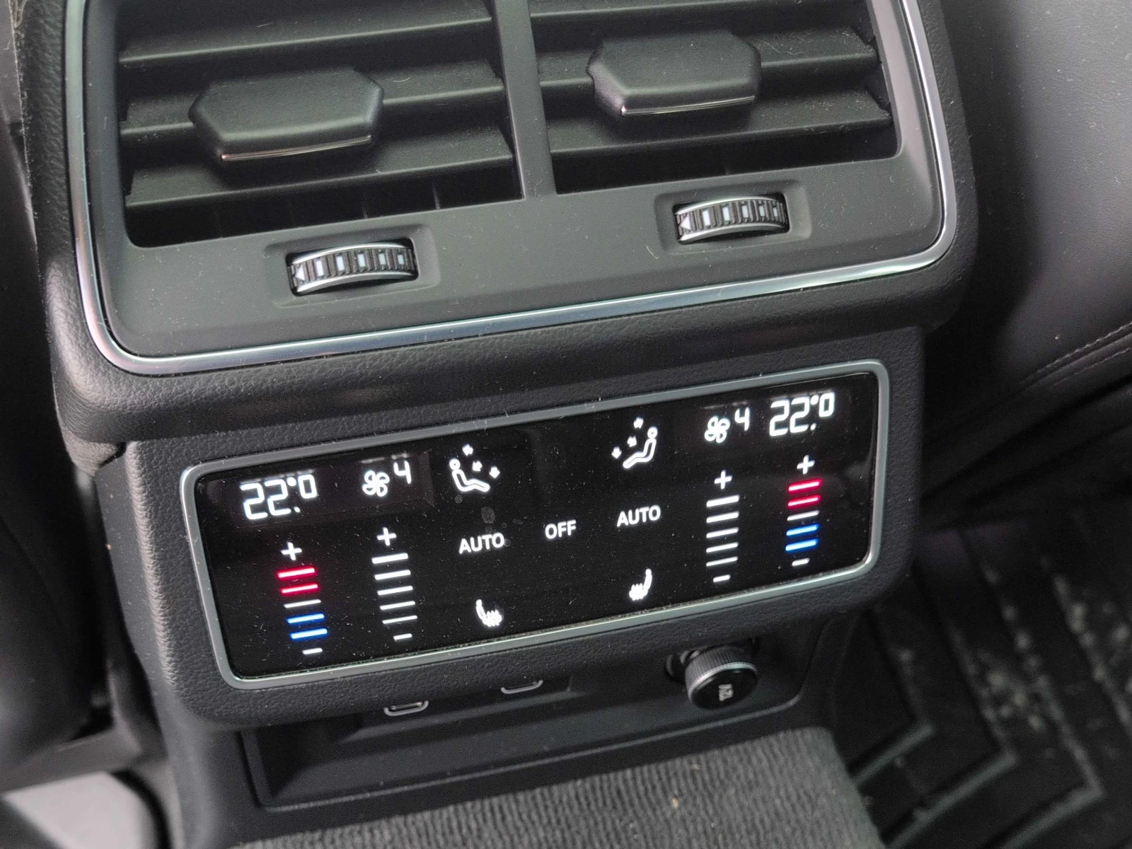 Audi RSQ3, снимка 12 - Автомобили и джипове - 54205214