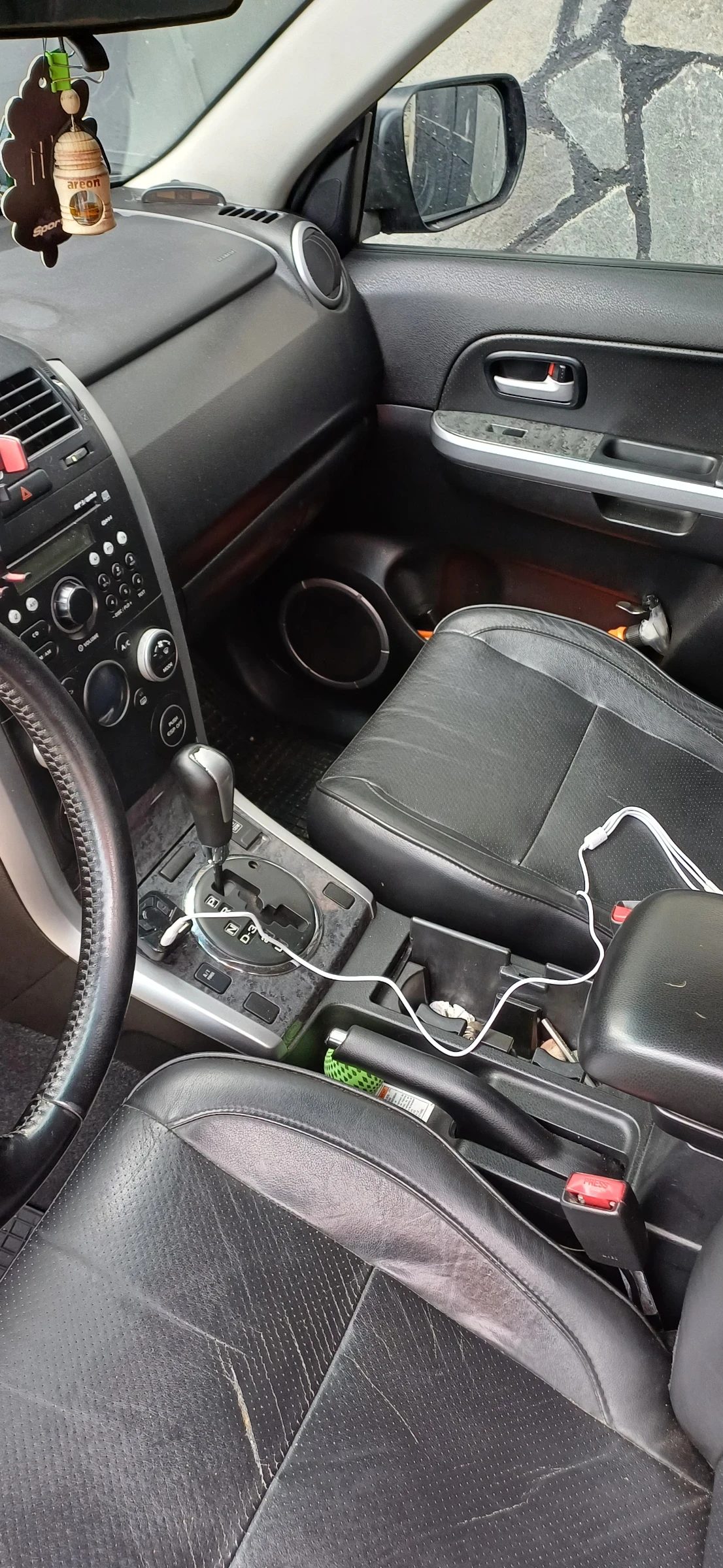 Suzuki Grand vitara, снимка 7 - Автомобили и джипове - 54385382