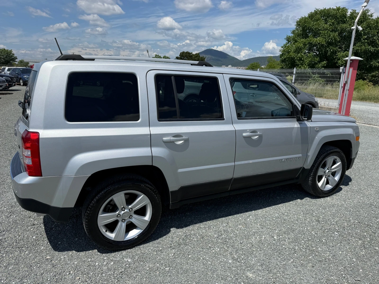 Jeep Patriot (KATO НОВА)^(4x4), снимка 5 - Автомобили и джипове - 54956150