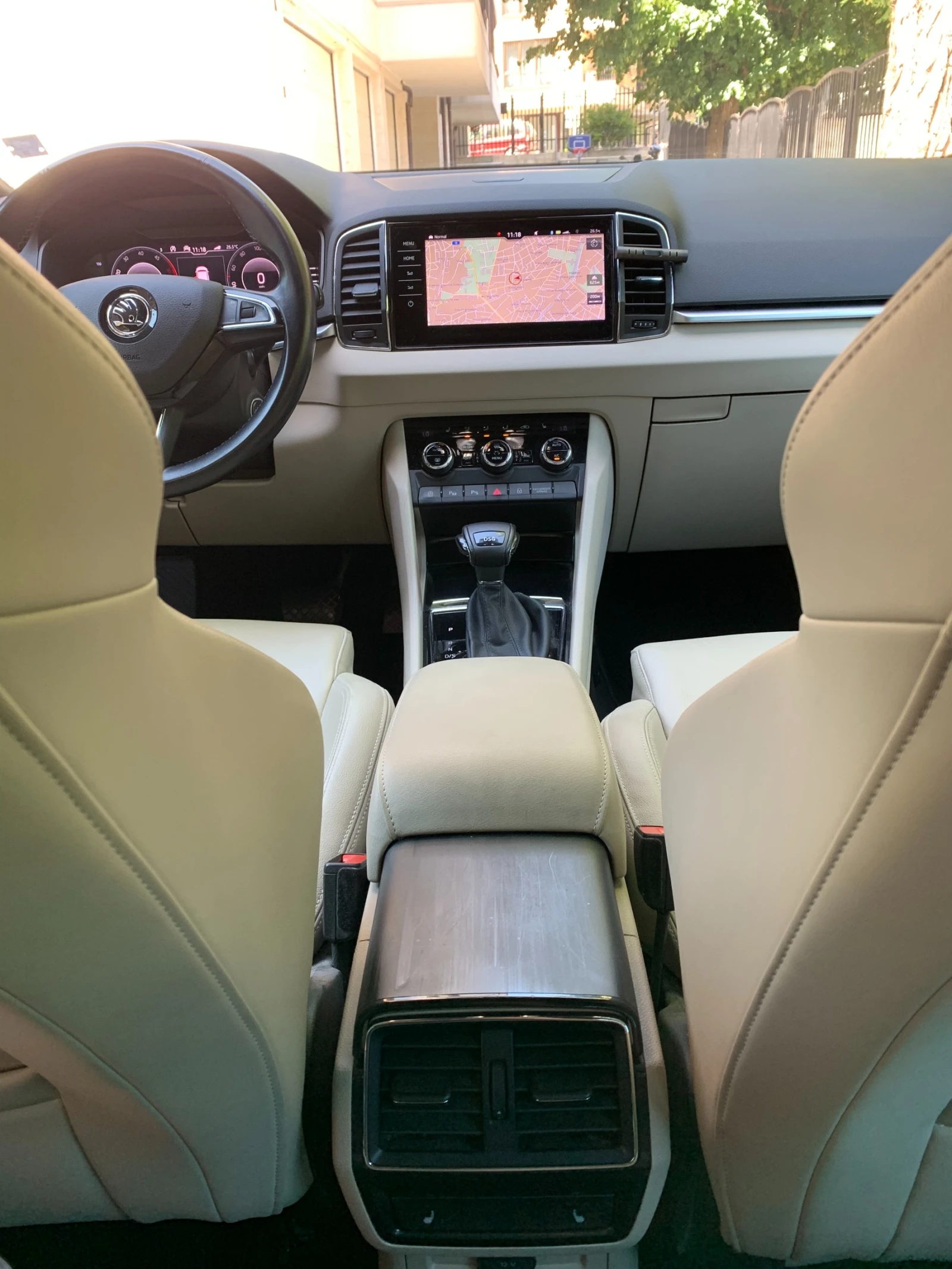Skoda Karoq, снимка 8 - Автомобили и джипове - 55087646