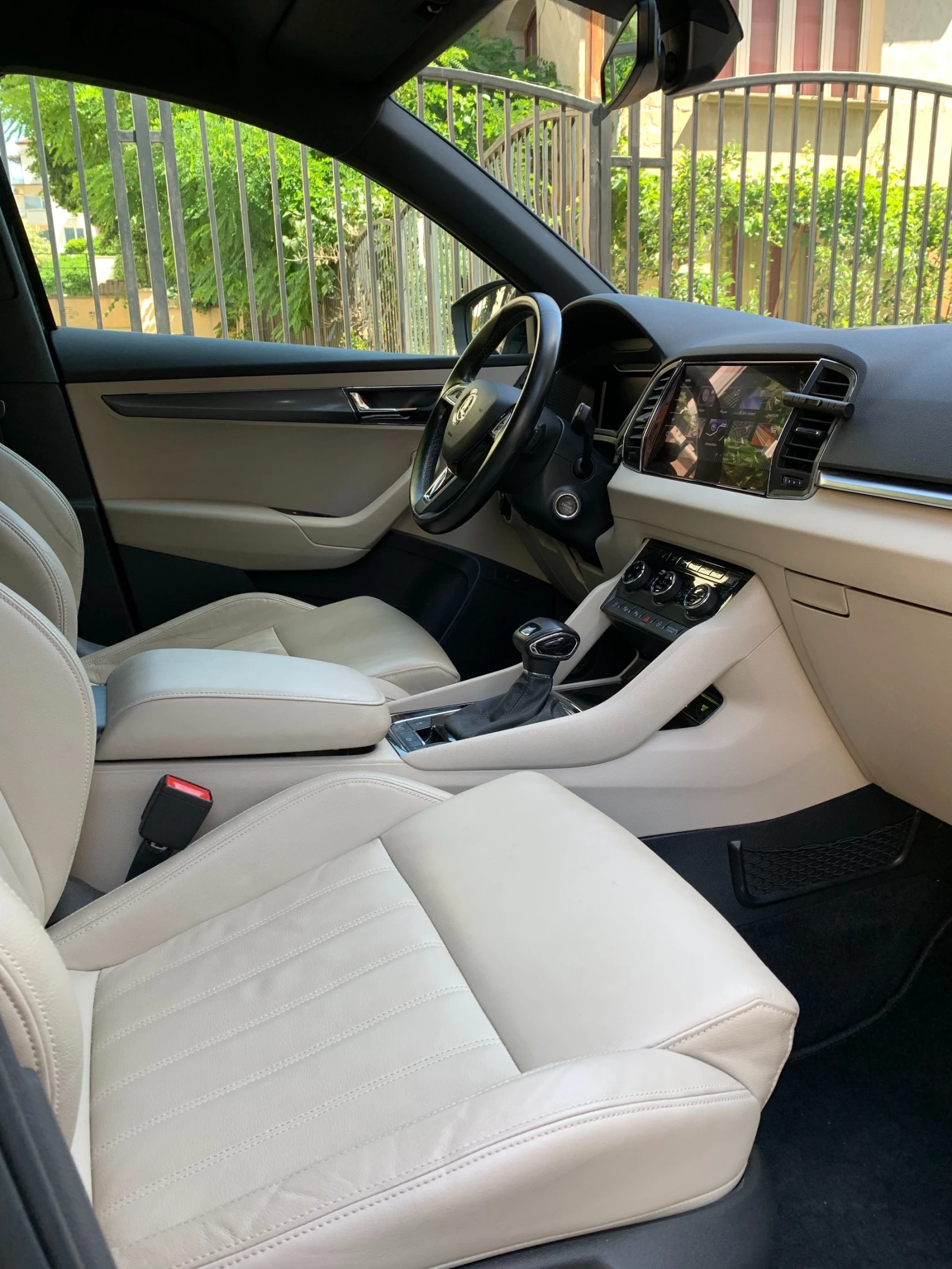 Skoda Karoq, снимка 7 - Автомобили и джипове - 55087646