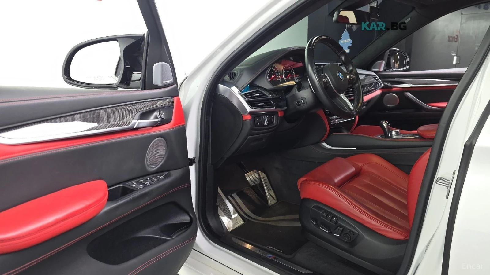 BMW X6 X6M 4.4* HUD* 360* КОЖА* ОБДУХ* НАВИ* ПАНО, снимка 8 - Автомобили и джипове - 55932263