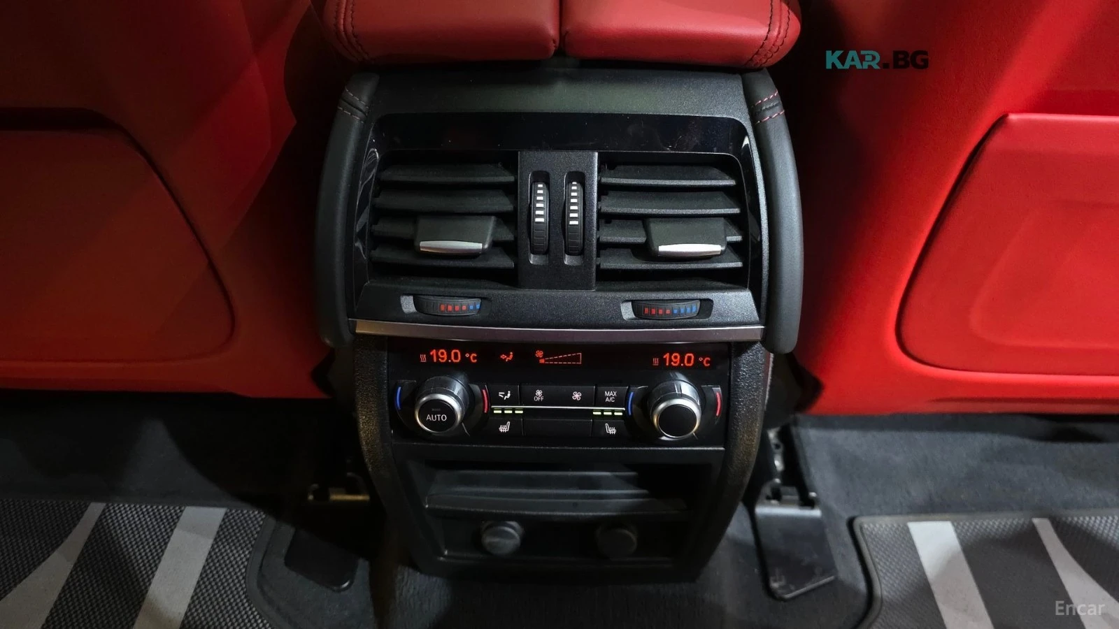 BMW X6 X6M 4.4* HUD* 360* КОЖА* ОБДУХ* НАВИ* ПАНО, снимка 16 - Автомобили и джипове - 55932263
