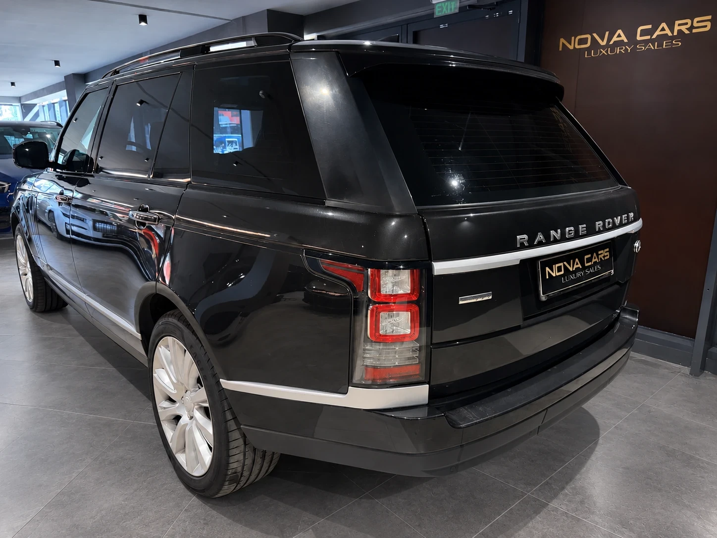 Land Rover Range rover L Autobiography , снимка 3 - Автомобили и джипове - 55952411