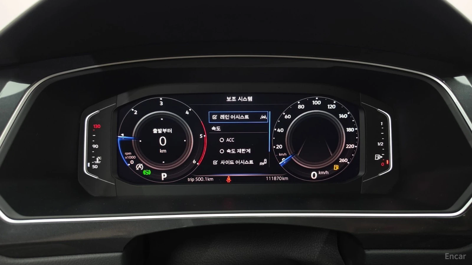 VW Tiguan 4MOTION - PREMIUM - ДИСТРОНИК - ПОДГРЕВИ, снимка 8 - Автомобили и джипове - 56103407
