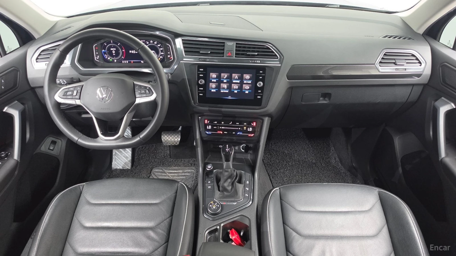VW Tiguan 4MOTION - PREMIUM - ДИСТРОНИК - ПОДГРЕВИ, снимка 7 - Автомобили и джипове - 56103407