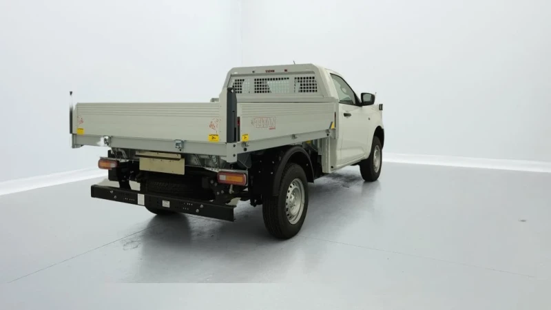 Isuzu Midi 1.9D 4x4 , снимка 5 - Бусове и автобуси - 48351421