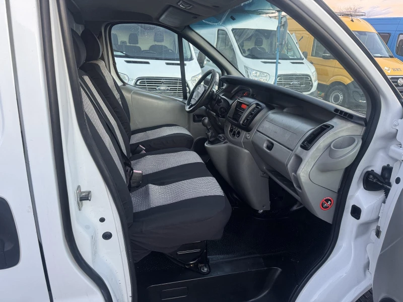 Renault Trafic 1.9DCI KLIMA, 2бр.странични врати., снимка 16 - Бусове и автобуси - 53112584
