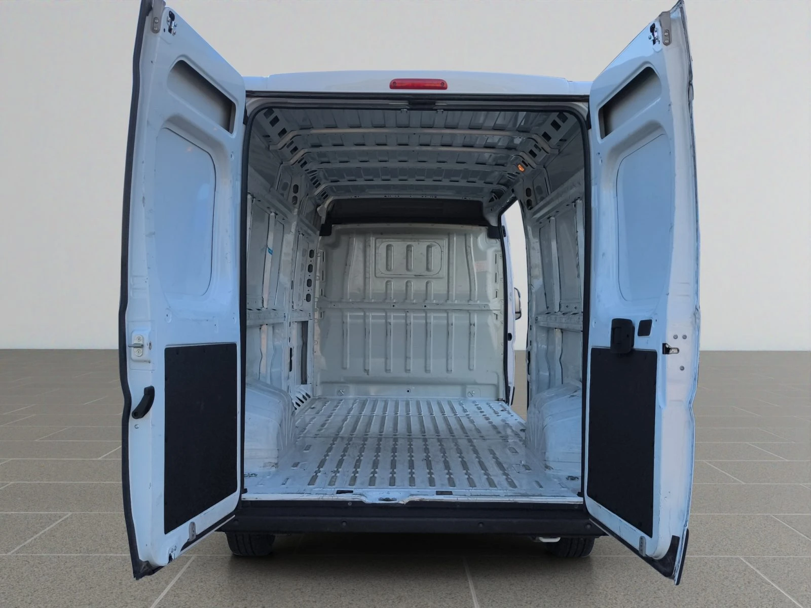 Citroen Jumper FT 35 L3H2 2.2 BlueHDI 140 S&S//2305075 | Mobile.bg � ����������� 13