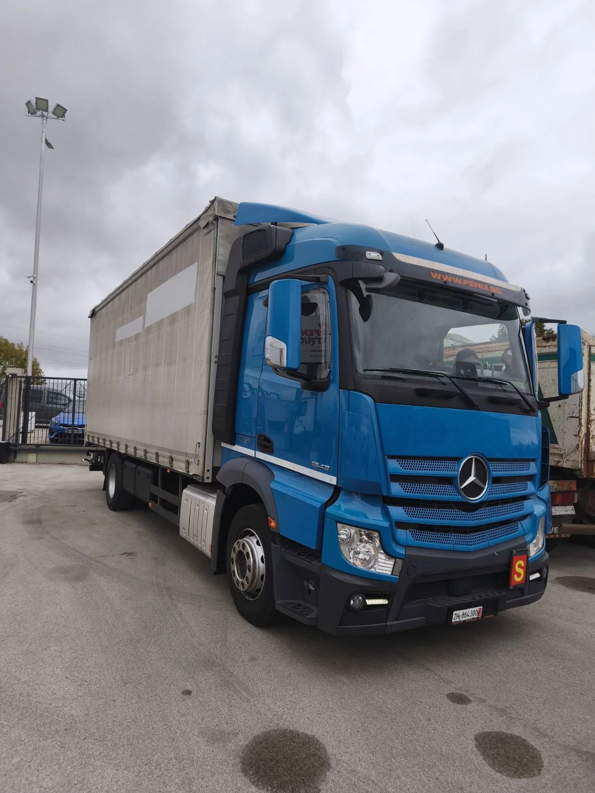 Mercedes-Benz Actros 1843