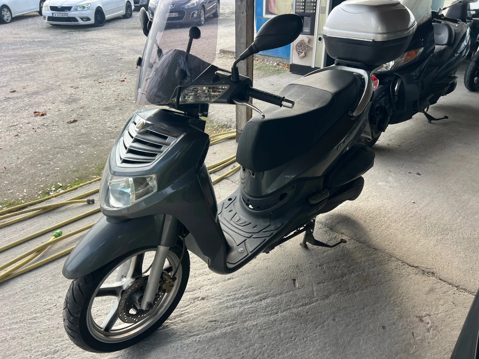 Sym HD2 125