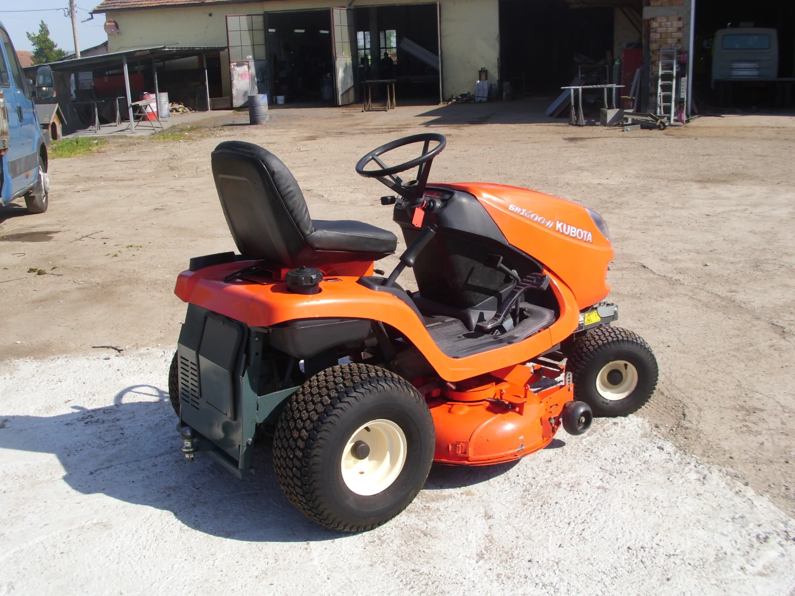 Сенокосачка Друга марка kubota 1600-ii, снимка 2 - Селскостопанска техника - 54447713