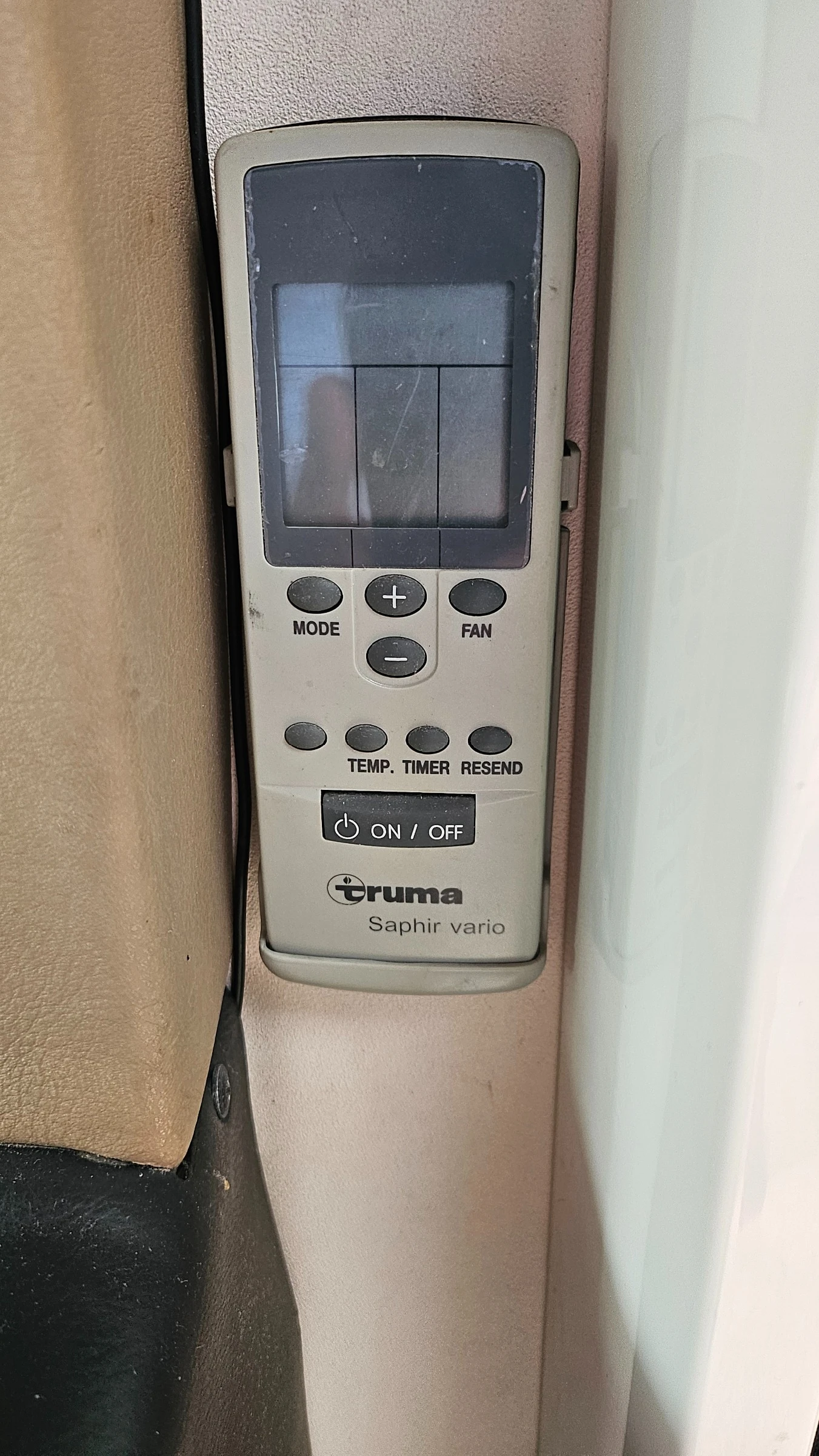 Кемпер Knaus S Liner, снимка 17 - Каравани и кемпери - 53891143