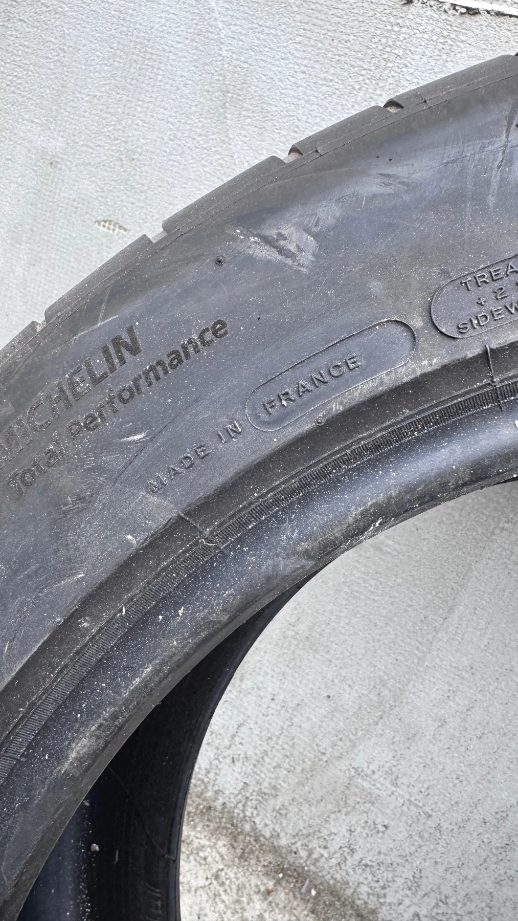 Гуми Летни 265/45R19, снимка 4 - Гуми и джанти - 54882799