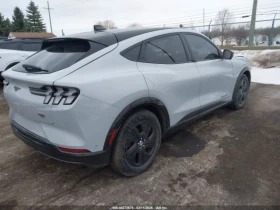 Ford Mustang Mach-E Mach-E California Route 1, снимка 4