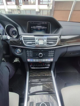 Mercedes-Benz E 400 AMG Line 4MATIC | Designo | Панорама, снимка 15