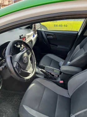 Toyota Auris 1.8 Hybrid Facelift | Mobile.bg    10