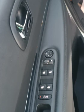 Peugeot 3008 2.0D, Hibrid, 4x4, ПЕРФЕКТНО, ЛИЗИНГ  - 6599 € / 12906.52 лв. - 48082756 7