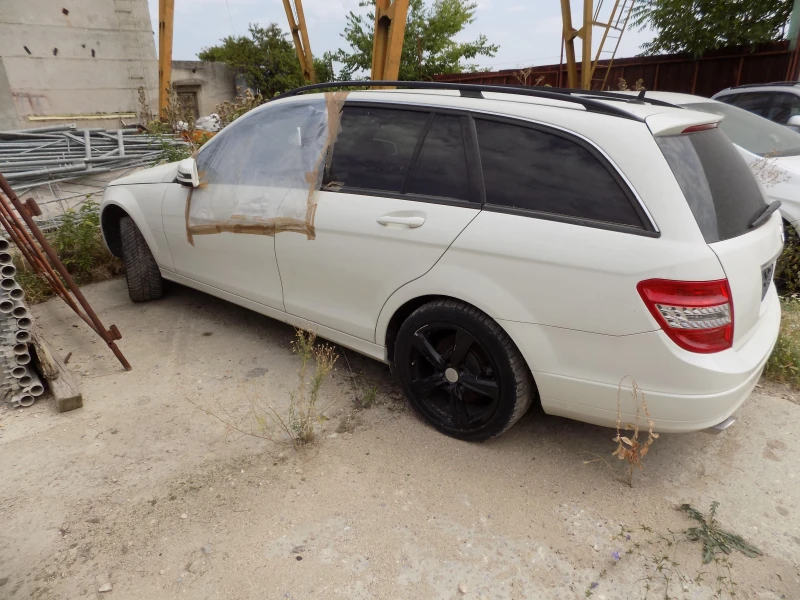 Mercedes-Benz C 350, снимка 2 - Автомобили и джипове - 46978491