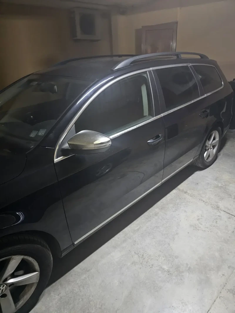 VW Passat, снимка 5 - Автомобили и джипове - 48091793