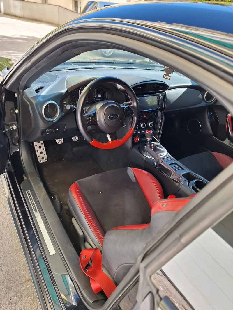 Subaru BRZ TS серия от 500 произведени броя, снимка 10 - Автомобили и джипове - 47519973