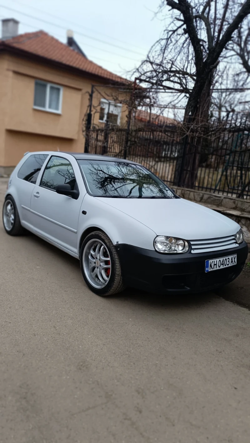 VW Golf GTi 1.8T, снимка 1 - Автомобили и джипове - 48937287