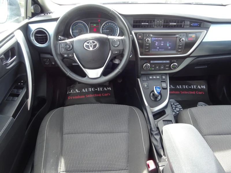 Toyota Auris 1.8 Full Hybrid (HEV) 136kc E-CVT 5вр. Active Plus, снимка 12 - Автомобили и джипове - 49481578