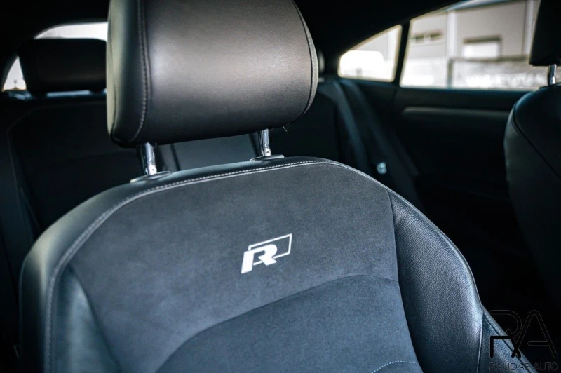 VW Arteon R-Line* 4Motion* 240к.с.* Digital* , снимка 10 - Автомобили и джипове - 50212113