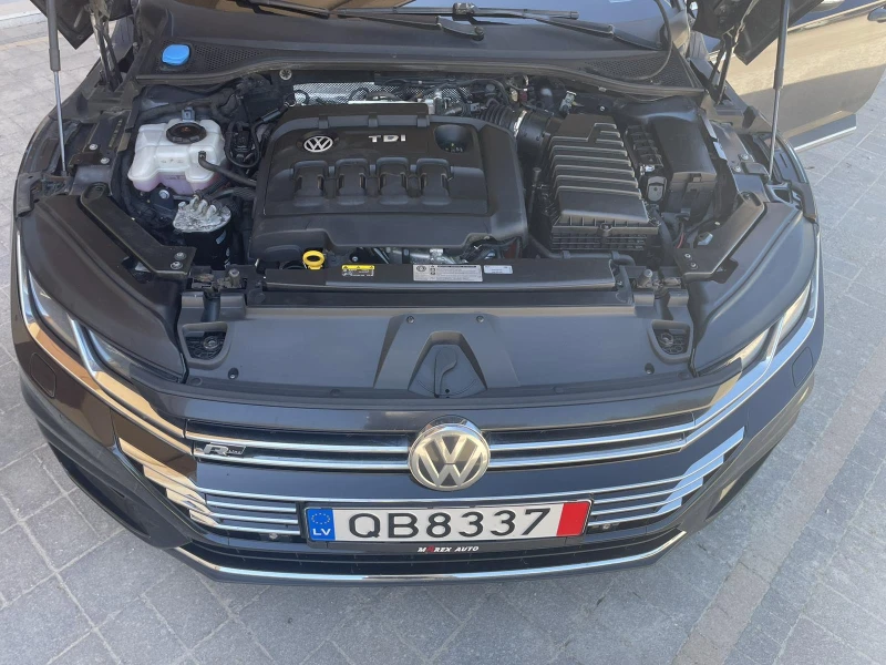 VW Arteon R-Line* 4Motion* 240к.с.* Digital* , снимка 17 - Автомобили и джипове - 50212113