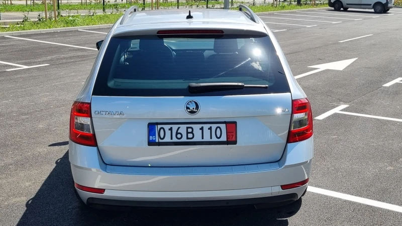 Skoda Octavia 2.0TDI 4x4 Facelift, снимка 5 - Автомобили и джипове - 51708028