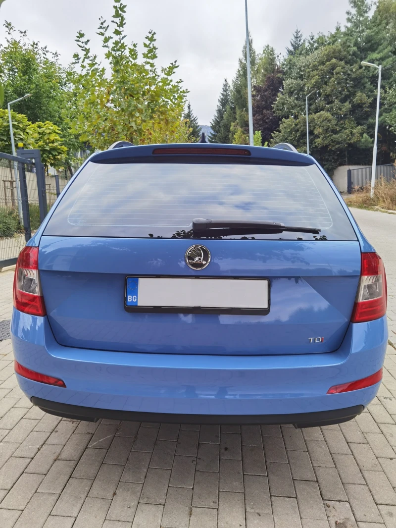 Skoda Octavia, снимка 3 - Автомобили и джипове - 52563750