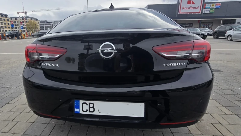 Opel Insignia 1.6 cdti Matrix, снимка 6 - Автомобили и джипове - 52643339