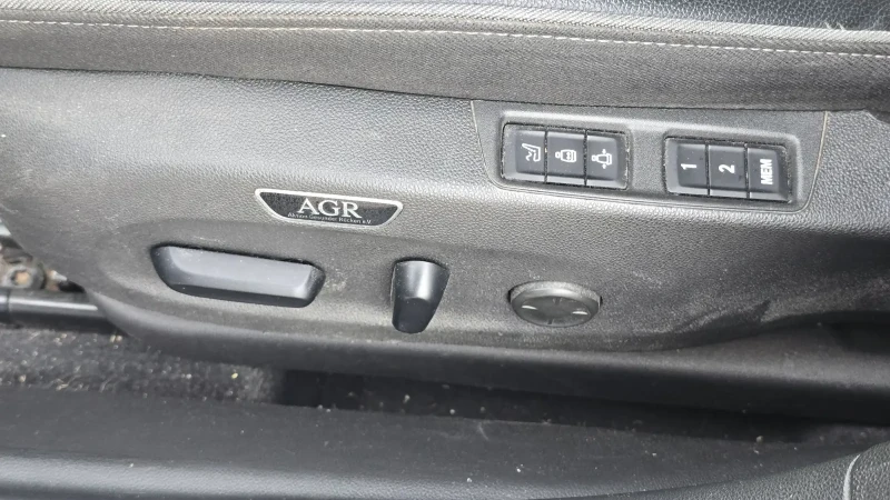 Opel Insignia 1.6 cdti Matrix, снимка 15 - Автомобили и джипове - 52979871