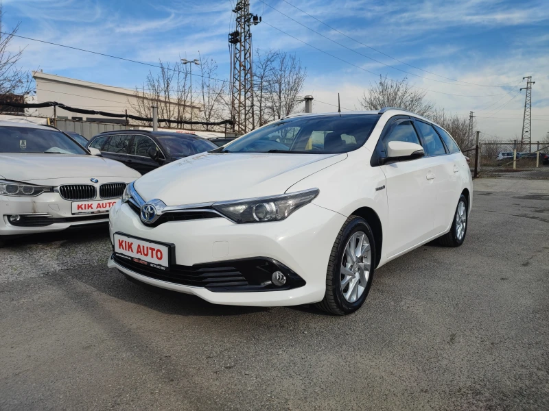 Toyota Auris 1.8 HYBRID-99ks, снимка 2 - Автомобили и джипове - 52825069