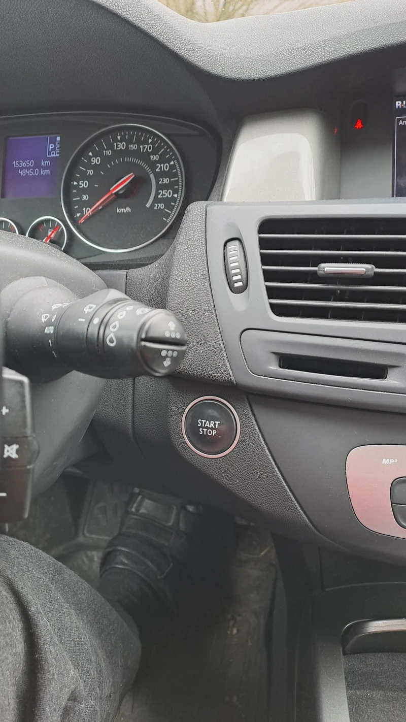 Renault Laguna, снимка 6 - Автомобили и джипове - 53485166