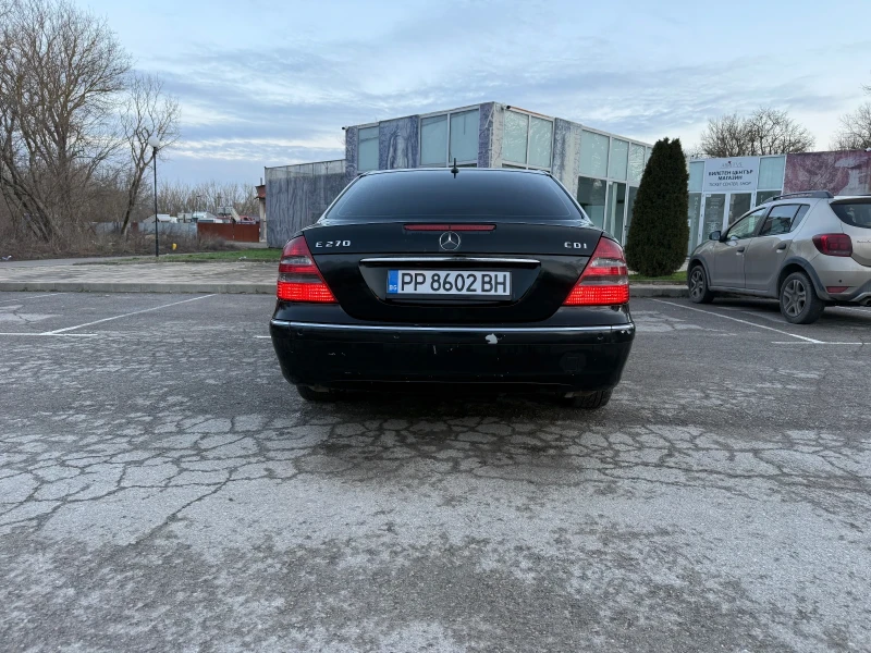 Mercedes-Benz E 270, снимка 2 - Автомобили и джипове - 53500162