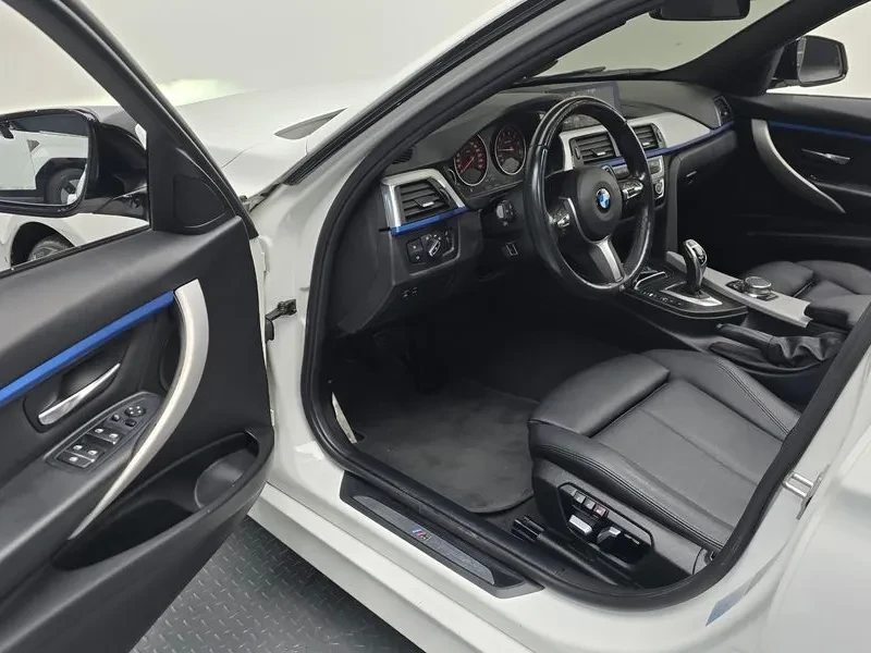 BMW 320 ///M PACK F30, снимка 10 - Автомобили и джипове - 55790044
