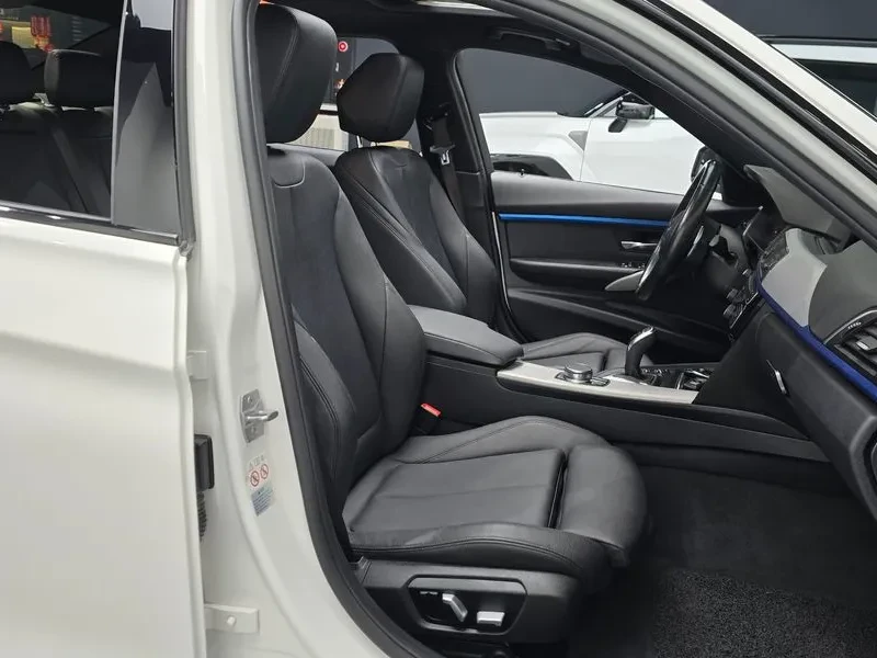 BMW 320 ///M PACK F30, снимка 9 - Автомобили и джипове - 55790044