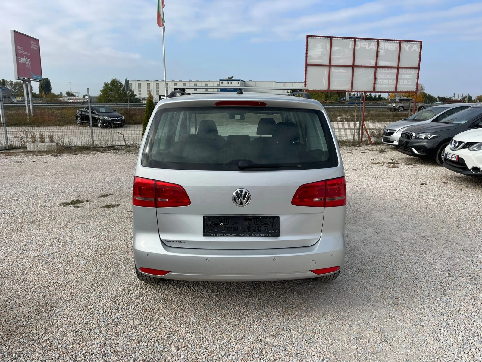 VW Touran 1.6TD-КЛИМАТРОНИК - изображение 8